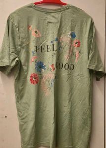 Green Graphic T-shirt