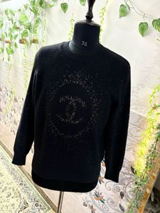 Chanel Black Sweater For Her😍