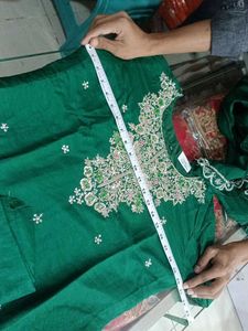 Green Embroidered Kurta Set L