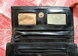 Classic Clutch With Mirror
