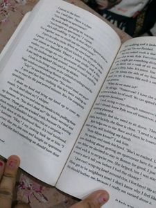 It Ends With Us By Colleen Hoover