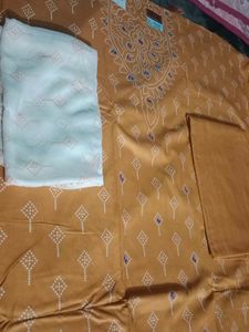 the beautiful dress in bandhani print