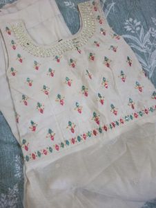 Women White Dress