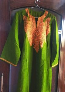 Kashmiri Ruffle Wool Embroidered pheran