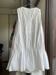 White Sleeveless Dress