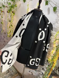 Gucci Scarf Unisex Big Size