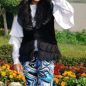Off White Stylish Top For Girls