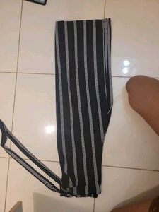black stripped plazo pants ankle length