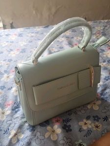 Elegant Handbag Pista Green Color