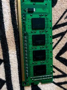 2GB DDR-lll RAM