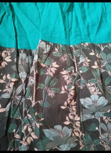 Fashionable Skirt Pack Of 2