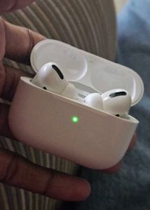 Airpods Pro (1st Gen)