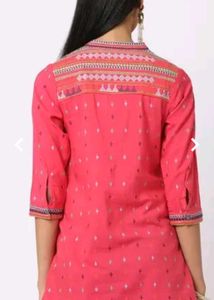 Brand New Pink Printed Top