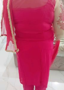 Elegant Pink Kurta Set