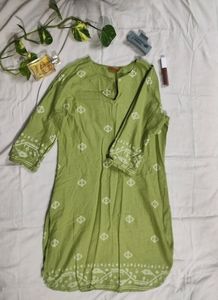 light green vishudh kurti