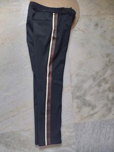 H&amp;M Side Pattern Straight Trouser