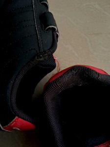 Adidas VS Switch 2 Sneaker