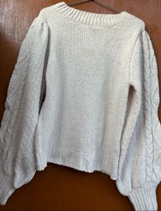 Cozy white Knit Sweater