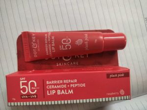 Dot &amp; Key Lipbalm