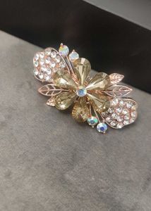 Elegant Flower Crystal Mini Hair Clip✨