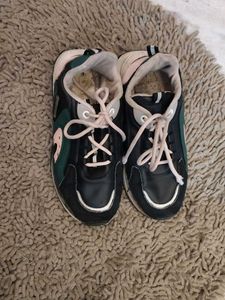 Stylish Colorblock Sneakers