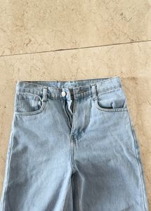 Light Wash Wide Leg Jeans