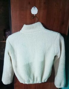 Hudi Woolen
