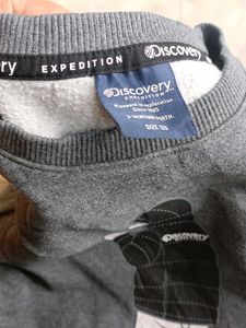 sweatshirt