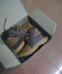 Kids Boys Boots Or Shoe - (New) 18 To 24 Months