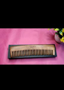 Wooden comb with Box