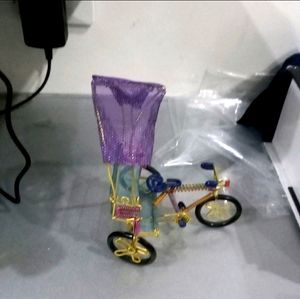 Rickshaw And Cycle Showpieces
