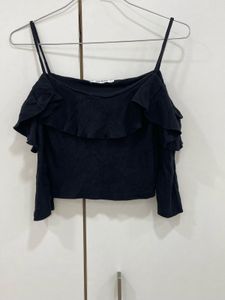 Unleash Your Radiance: The Must-Have Top!