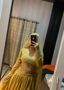 Big Flaired Full Sleeve Backless Lehnga💛💐
