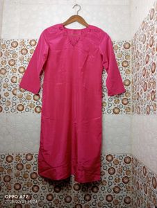 Magenta Casual Kurta Sets &amp; Suits (Women&#39;s