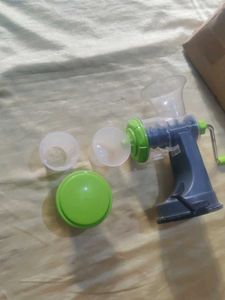 Manual Juicer