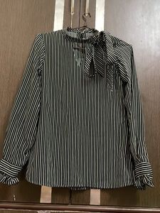 Knot Neck Top
