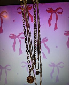 Layered Pretty Necklace( 5 Chains)🎀🎀