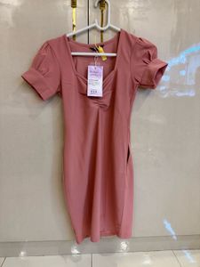 Puff sleeve girly dress