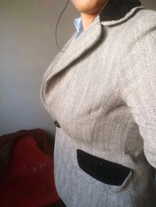 Herringbone Blazer - Classic Style