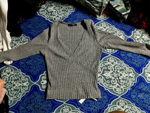Gray V-Neck crop Top