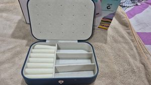 Make Up Box