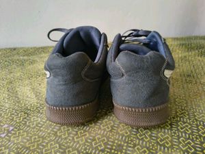 Puma Classics - Suede Sneakers