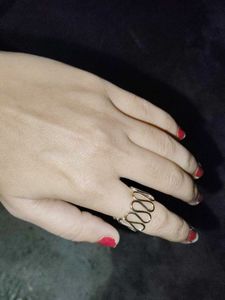 Stylish Gold Ring for
