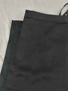 Uniqlo black Pant