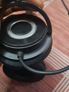 a wired boAt headphone