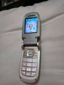 Nokia Flip 2760