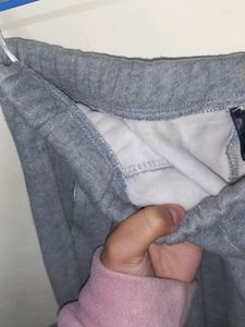 warm grey sweatpant/jogger