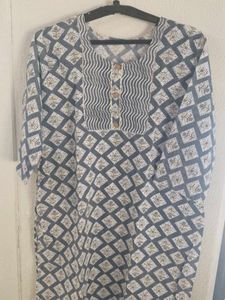 Beautiful Kurti (Women's)