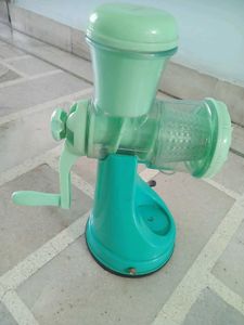 Manual Hand Juicer