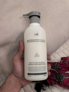 Lador Moisture Balancing Shampoo